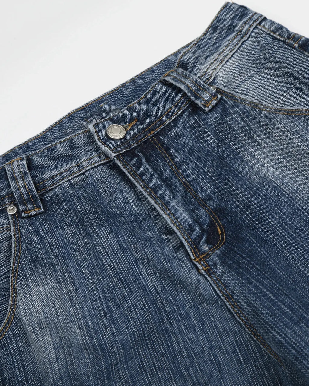 Inflation adjustable waist bamboo weave baggy jeans featuring relaxed fit and streetwear style, shown in a casual outdoor setting.