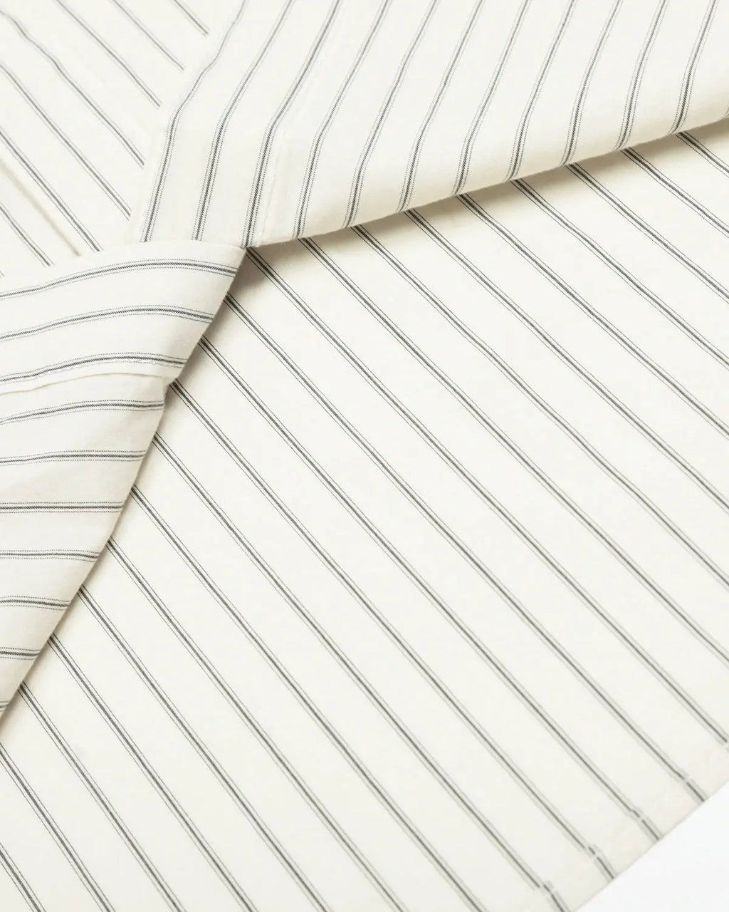 Inflation Streetwear striped embroidered short-sleeve shirt with colorful pattern and casual fit, perfect for everyday wear.