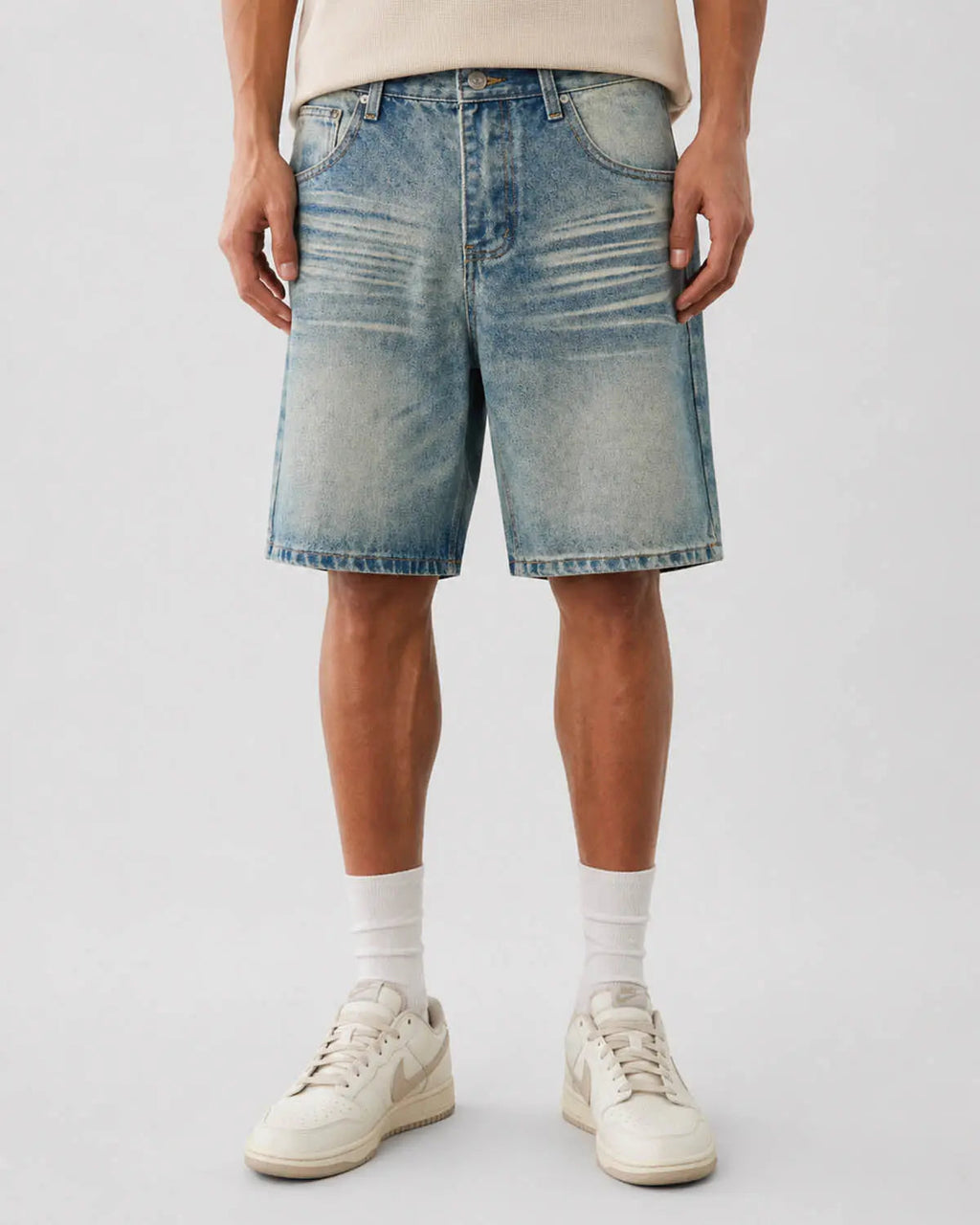 Mid-length washed denim shorts from Inflation Streetwear, casual pants with a relaxed fit and distressed denim details.