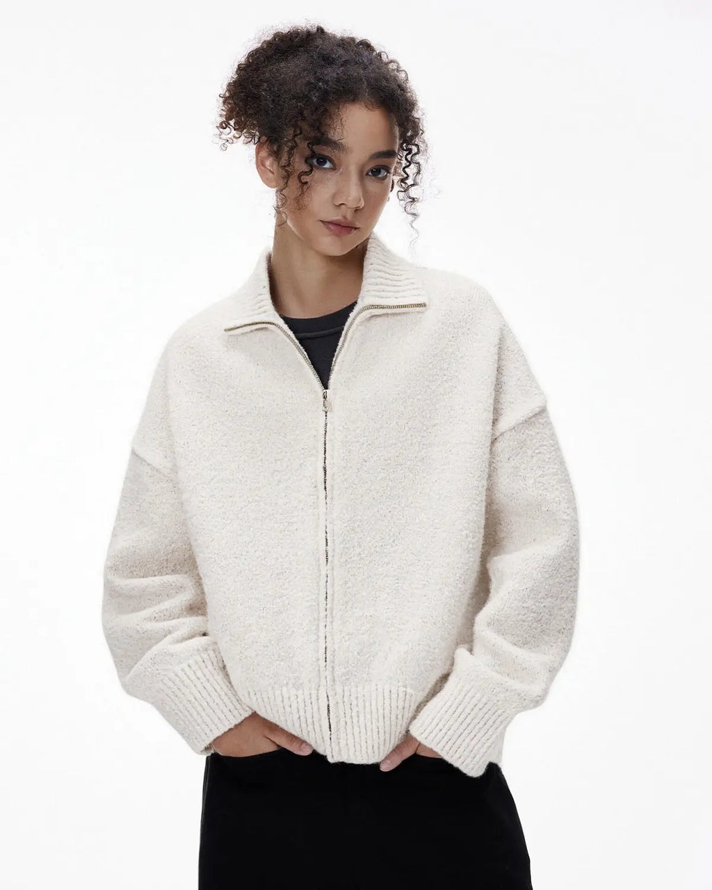 Inflation Streetwear Old Money style knitwear zip-up sweater with ribbed collar and cuffs, in classic neutral tones.