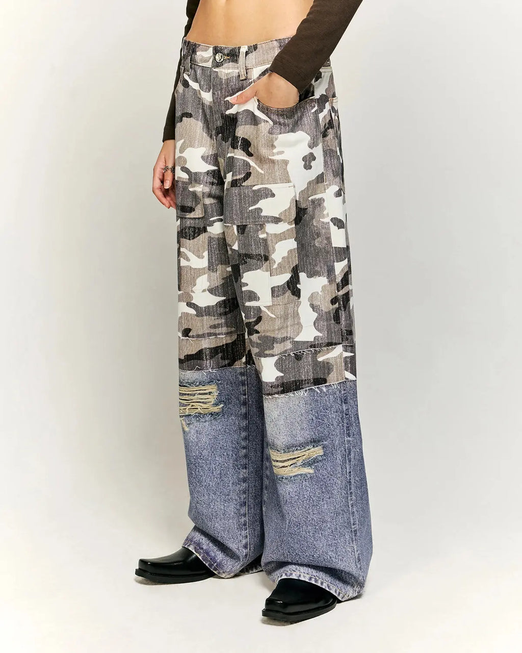 Inflation streetwear patchwork effect print baggy jeans with colorful patch designs and relaxed fit, casual urban style.