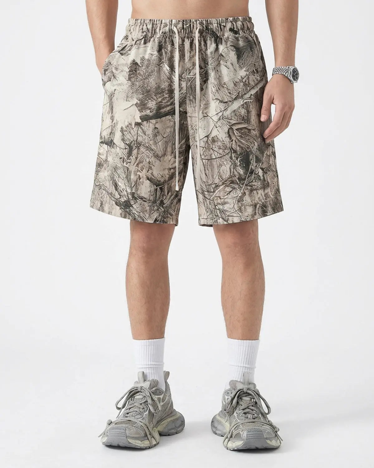 Inflation brand Realtree camo shorts, men's cargo pants with camouflage pattern, casual streetwear style, relaxed fit and durable fabric
