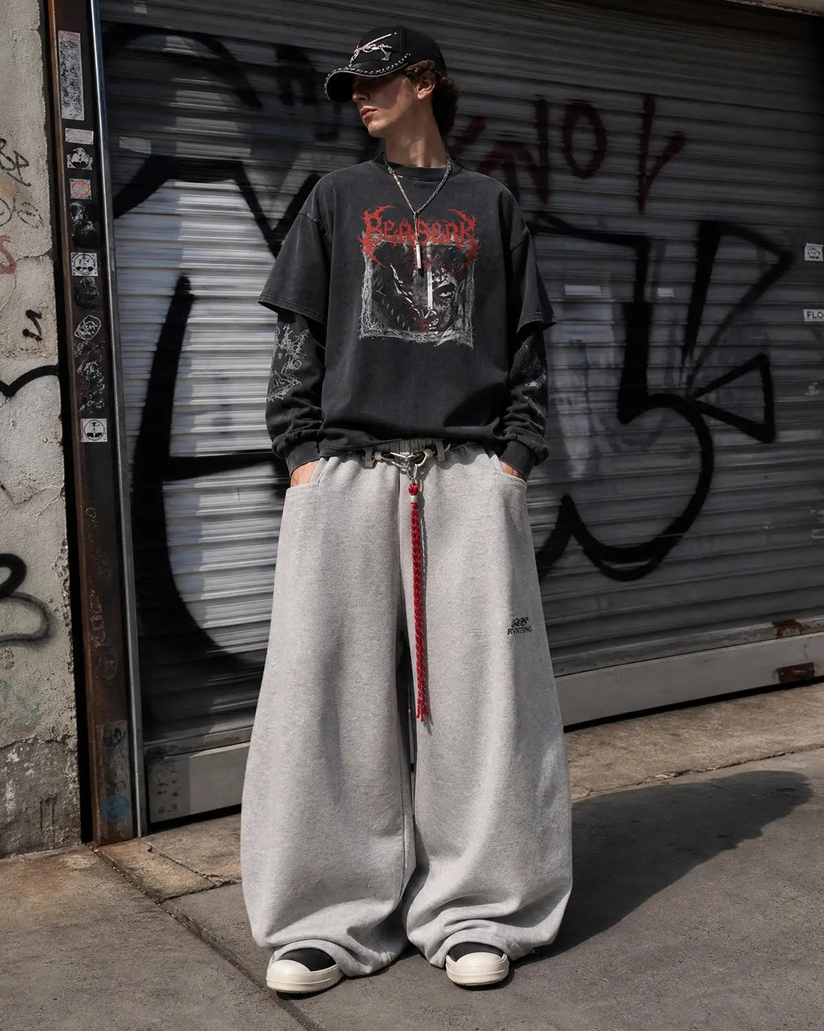 Baggy wide-leg sweatpants with waistband from INFLATION streetwear, featuring a relaxed fit and casual style.