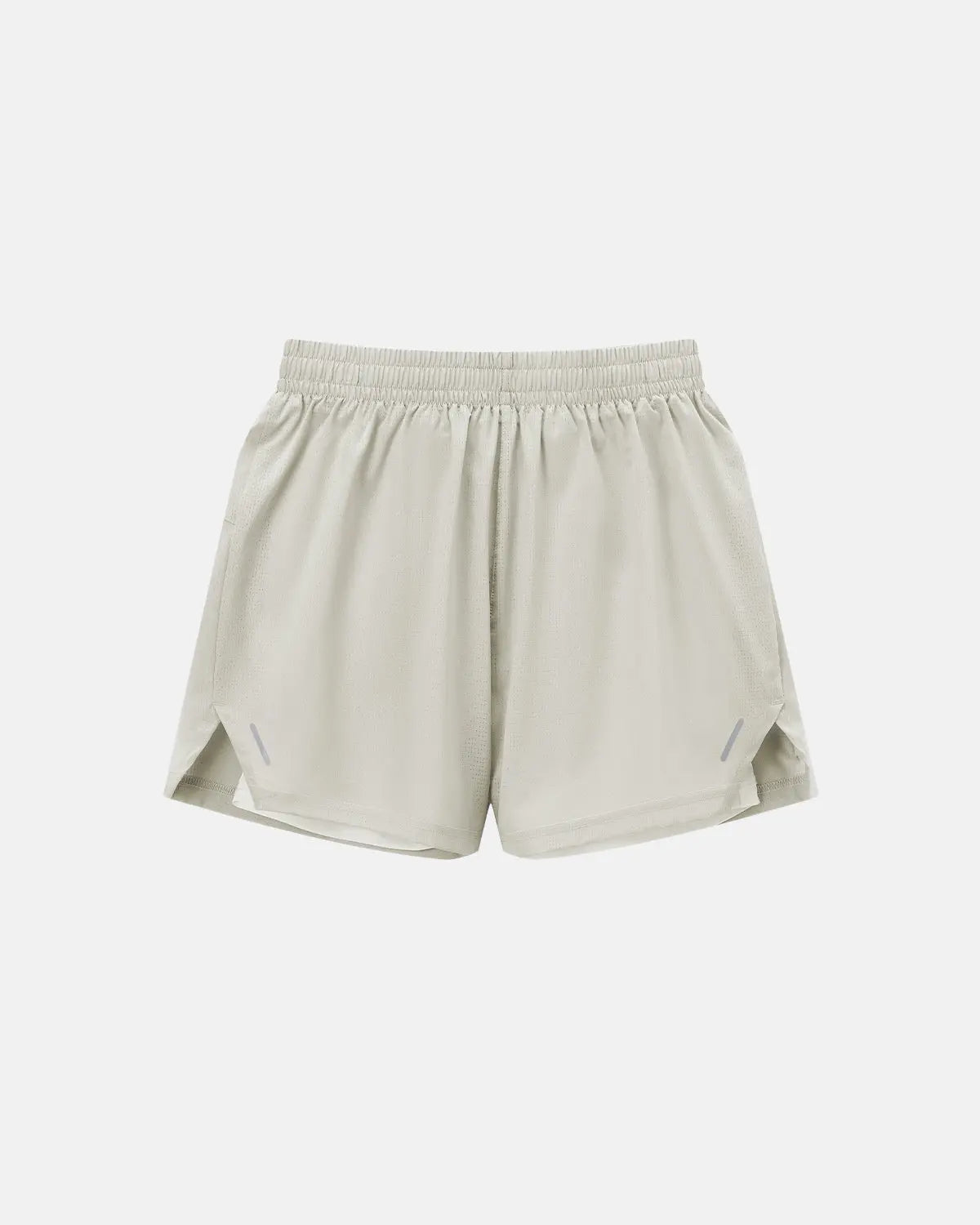INFLATION AirFlow dual-layer breathable shorts, stylish men's pants with lightweight, ventilated fabric and comfortable fit.