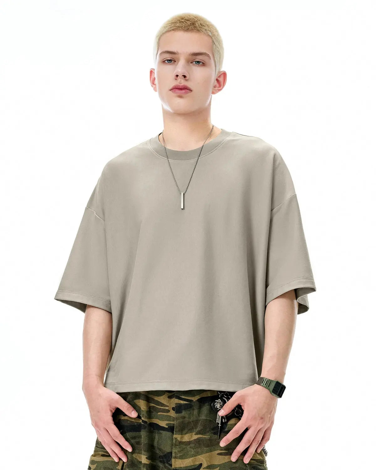 Blank oversized boxy T-shirt from Inflation Streetwear, featuring a relaxed fit and minimalist design in neutral fabric.