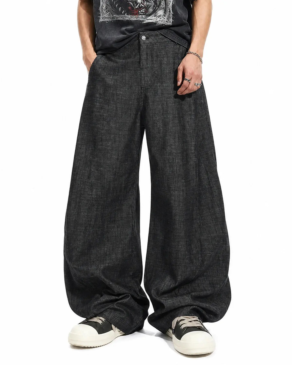 Lightweight raw barrel jeans by INFLATION featuring a relaxed fit, natural denim texture, and stylish streetwear design.