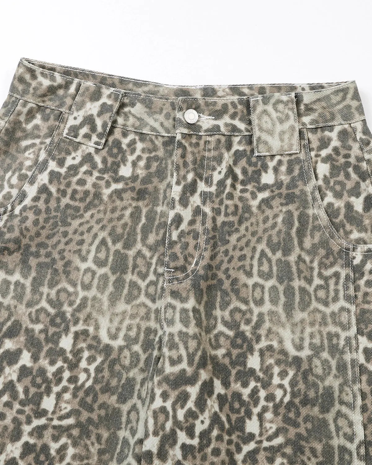 Leopard print baggy pants from INFLATION Streetwear, featuring loose fit and bold animal print design.
