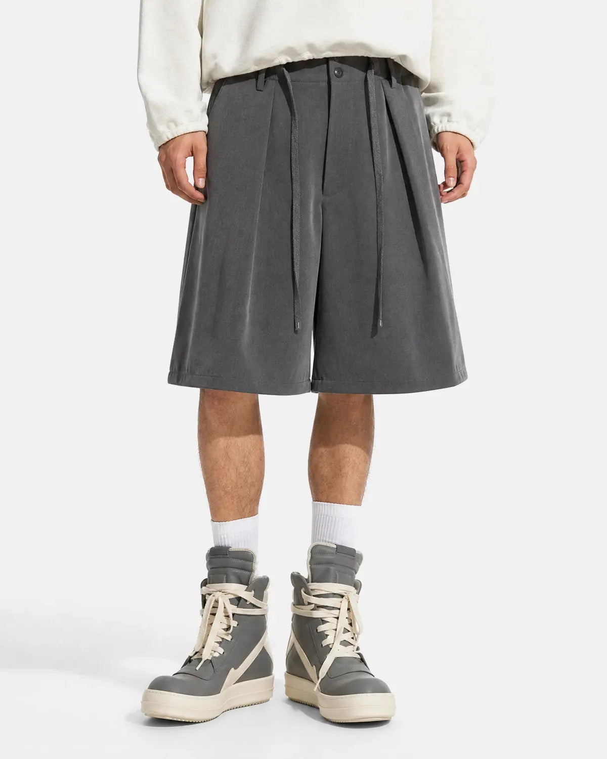 Inflation streetwear drawstring wide-leg tailored shorts with a relaxed fit, featuring a comfortable waistband and stylish design.