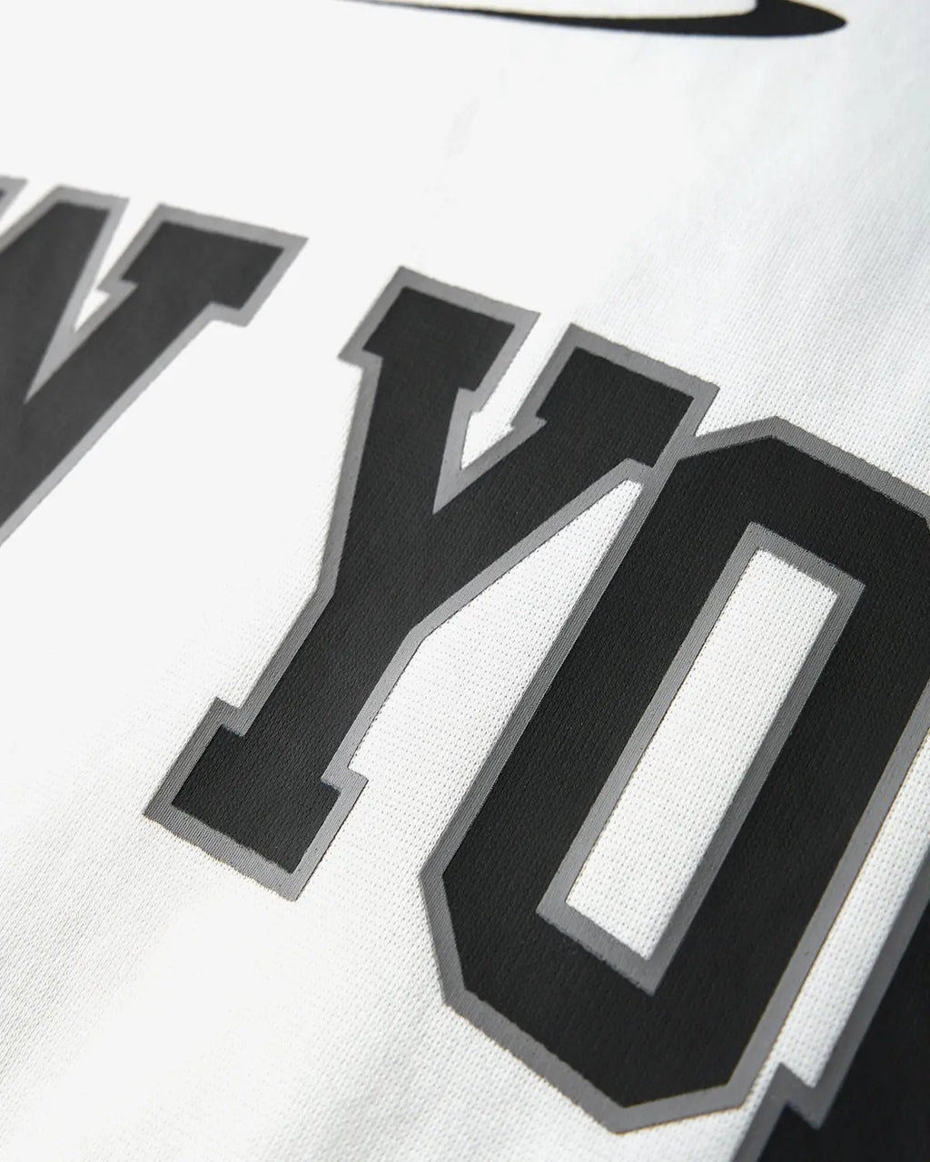 Inflation Streetwear Mock Neck 23 New York Jersey, featuring a comfortable fit and stylish design in navy with logo details.
