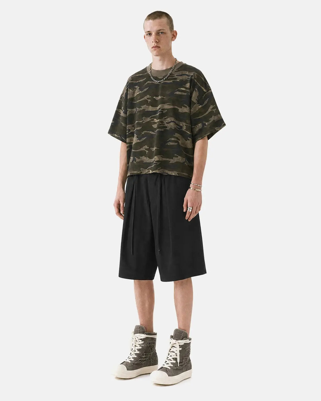 Inflation Streetwear drawstring wide-leg tailored shorts with high waist and relaxed fit, shown in black fabric.