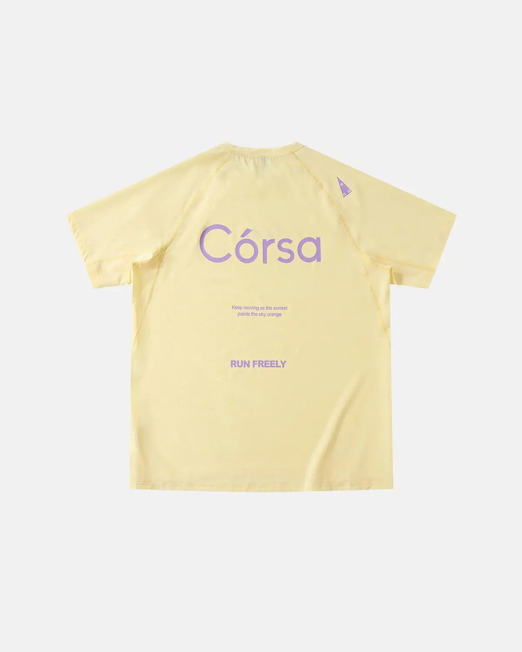 Inflation AirFlow Córsa breathable streetwear tee in black, featuring lightweight fabric and modern design for comfortable style.