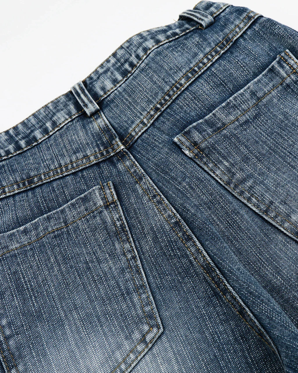 Inflation streetwear beltless bamboo weave barrel jeans with a relaxed fit and tapered legs, featuring a stylish belt detail.