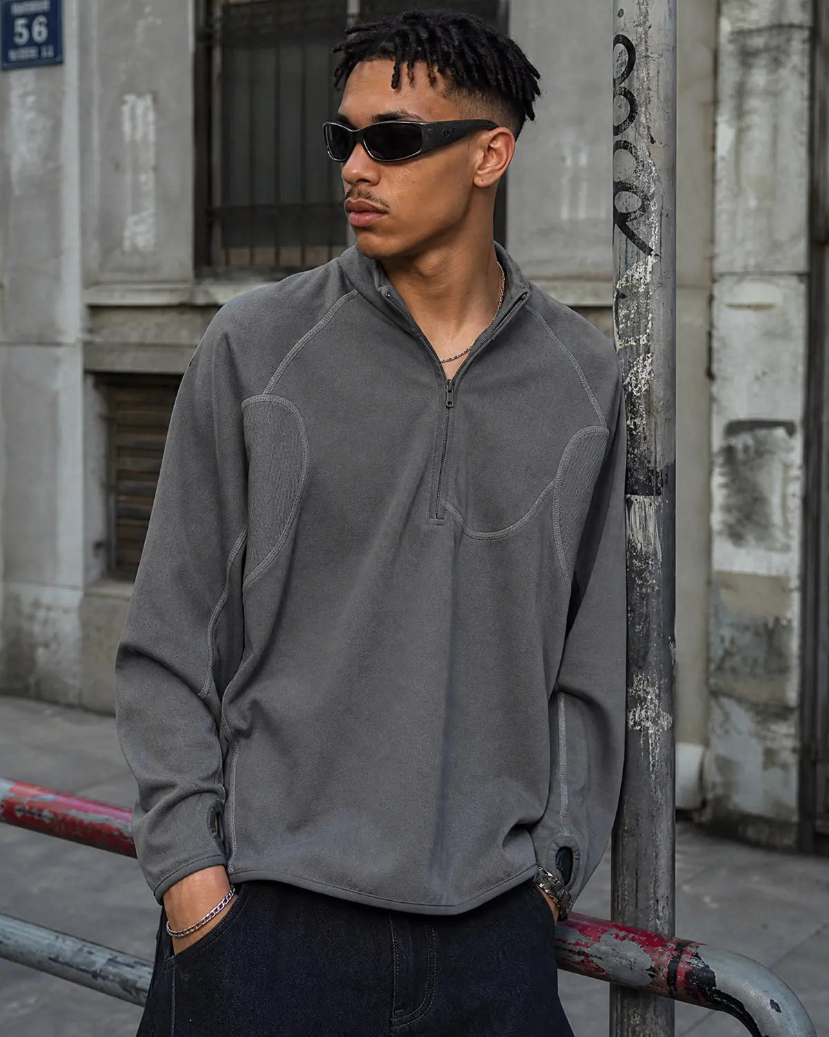 Inflation Streetwear breathable grid fleece half-zip sweatshirt in black, featuring a relaxed fit and stylish design.
