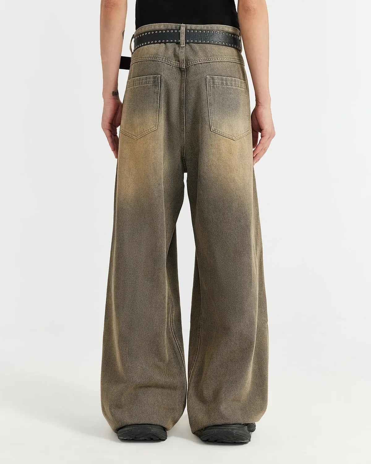 Brown acid wash baggy jeans by INFLATION Streetwear with a relaxed fit and faded denim texture.