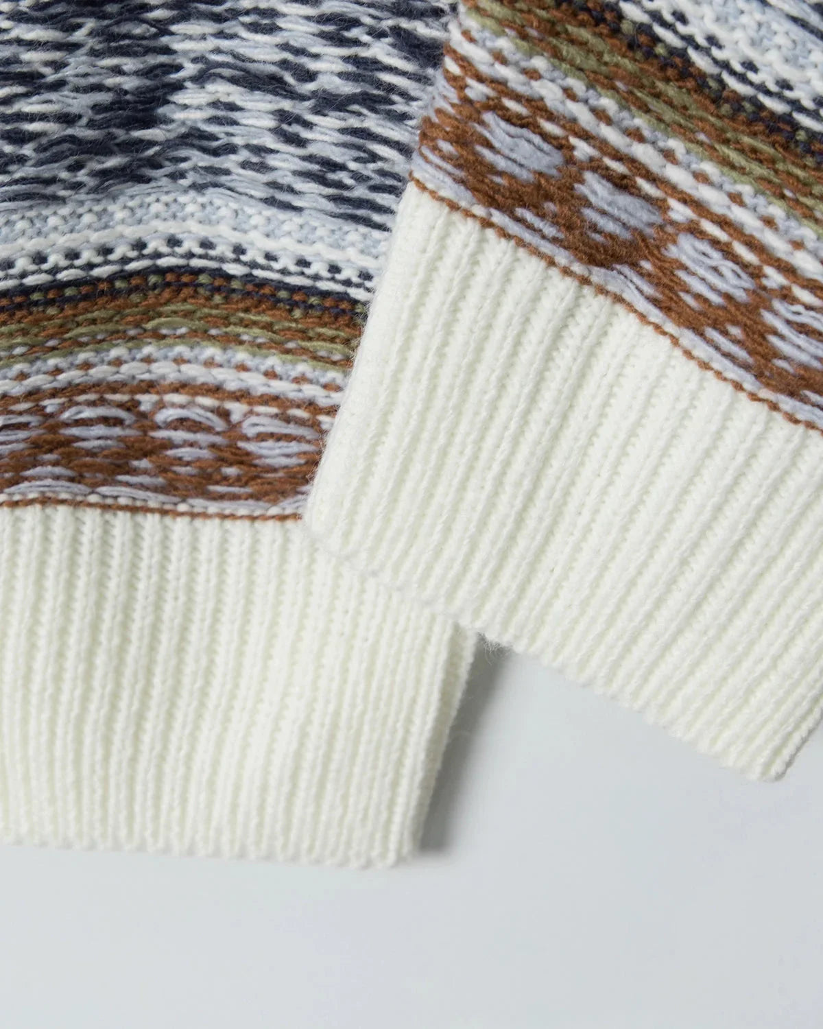 Inflation Streetwear round neck stripe jacquard sweater with bold stripe pattern and textured fabric, casual streetwear style.