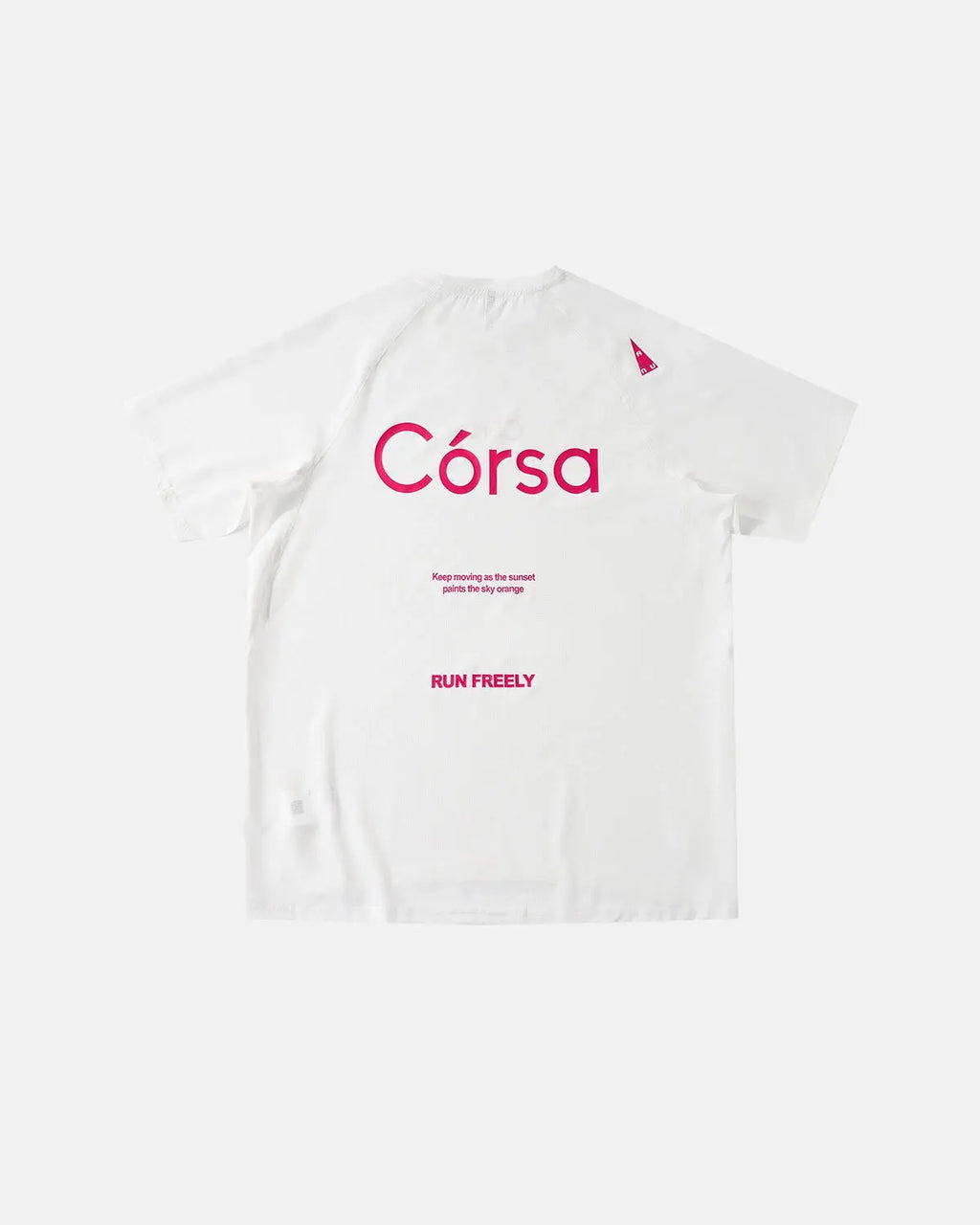 AirFlow Córsa breathable streetwear tee by INFLATION, featuring lightweight fabric and casual fit, ideal for comfortable urban style.