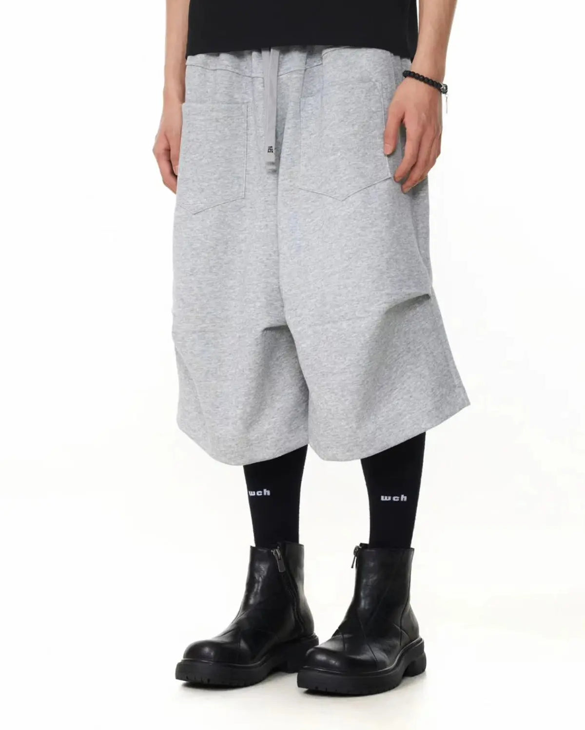 Inflation Streetwear baggy sweat shorts, relaxed fit pants in soft fabric with a casual, oversized style.