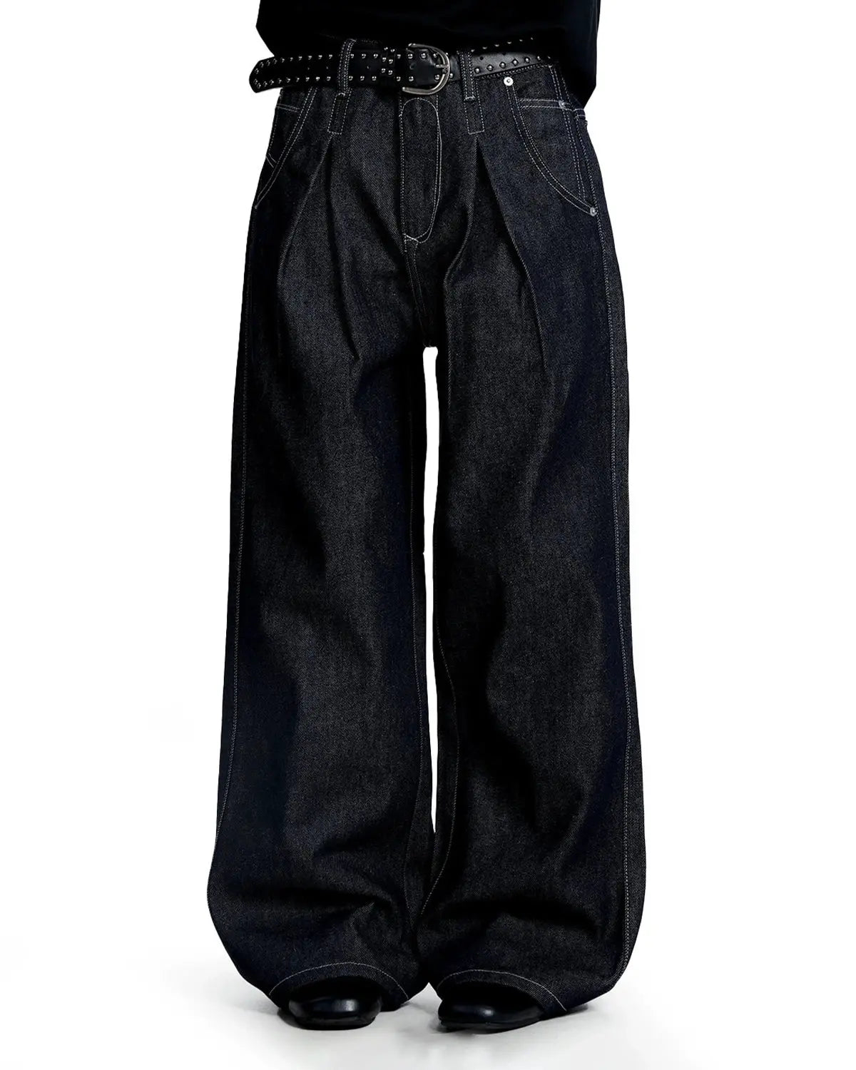 Contrast stitching raw baggy jeans by INFLATION Streetwear featuring loose fit and distressed denim with visible stitching details.