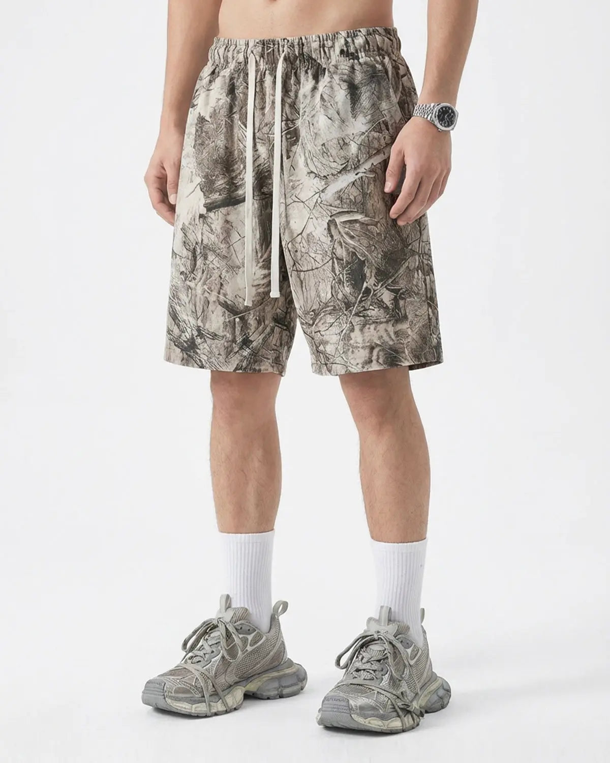 Realtree camo shorts by INFLATION featuring camouflage print, casual fit, and comfortable fabric for streetwear and outdoor wear.