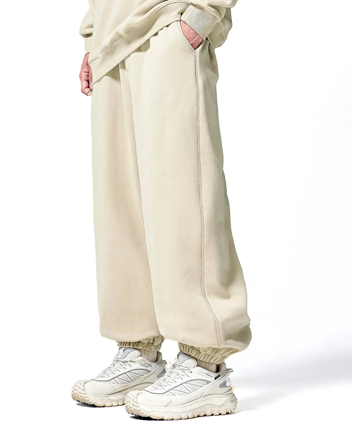 Relaxed fit cozy joggers by INFLATION Streetwear, showing soft fabric, elastic waistband, and relaxed fit for casual comfort.