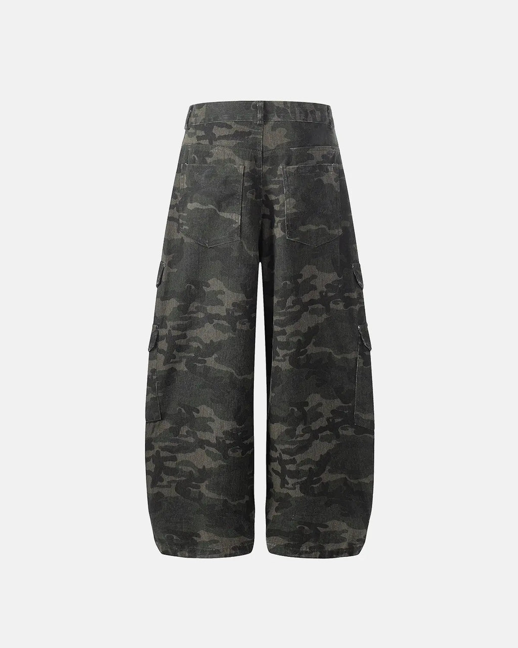 Inflation Streetwear camo cargo pants with multiple pockets, featuring a trendy camouflage pattern and relaxed fit.