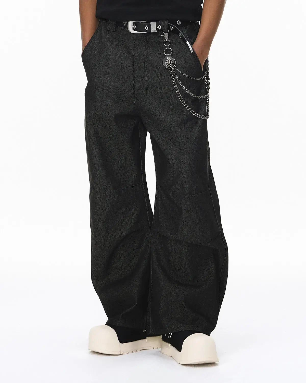 Raw Baggy Barrel Jeans by INFLATION Streetwear featuring a loose fit, distressed denim, and vintage-inspired style.
